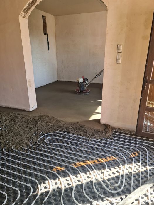 Sape mecanizate elicopterizate si tencuieli mecanizate