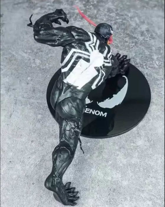 Venom Figurina Mrvel Avengers