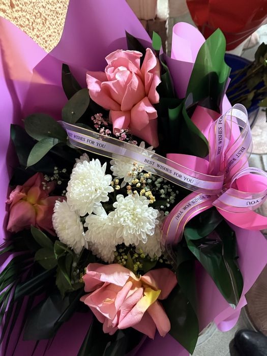 Букеты свежих цветов. Срочно продам.  Распродажа