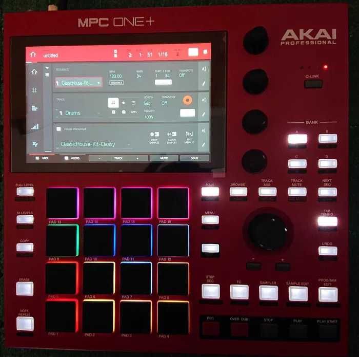 AKAI Professional MPC One Plus sampler