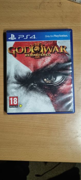 Vand ps 4 pro tot cu jocuri plus 2 manete