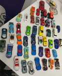 Colectie masini Hot Wheels + alte diverse modele 45 masinute