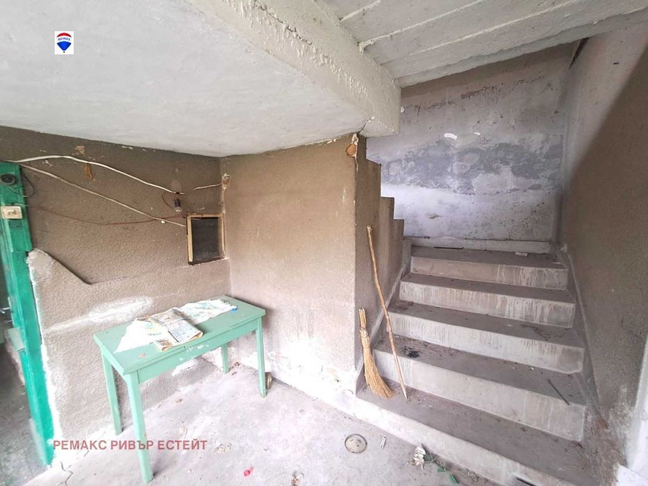 Селска къща за продажба с. Тетово