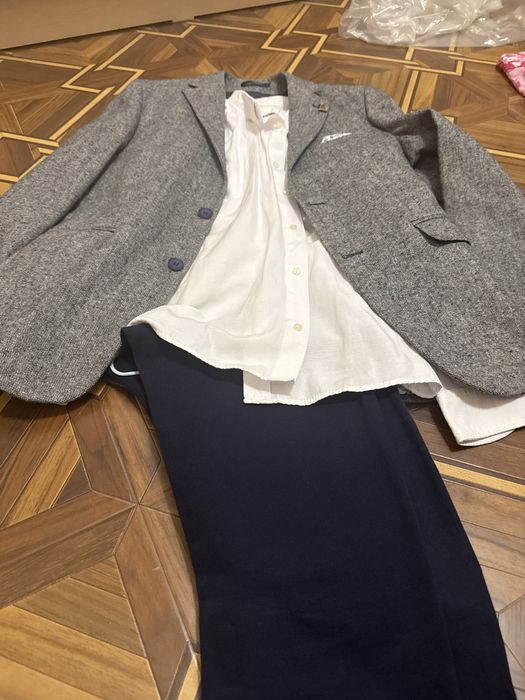 Тройка костюм в идеальном состоянии