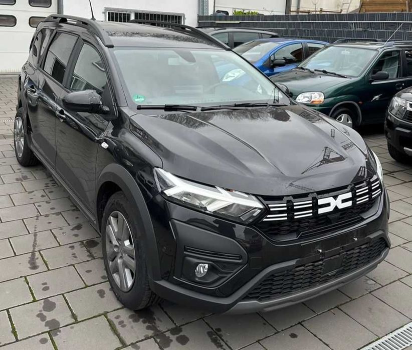 PIESE Jogger | Bară | Capotă | Far | Aripă | Grilă | Ușă | Oglindă...