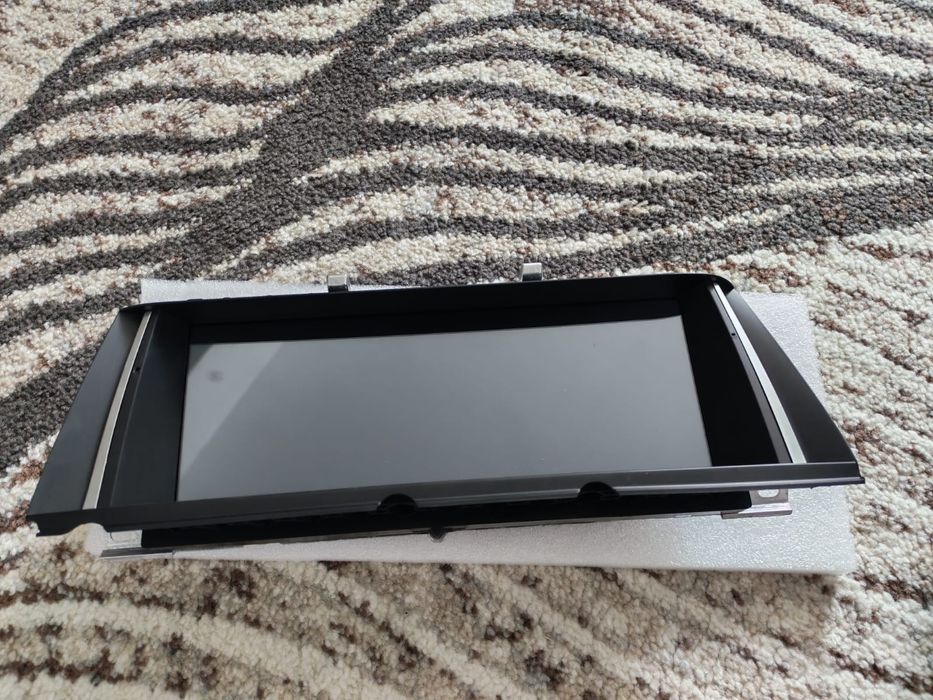 Navigatie Linux Bmw seria 7 F01 F02 CarPlay YouTube Android Auto
A fos