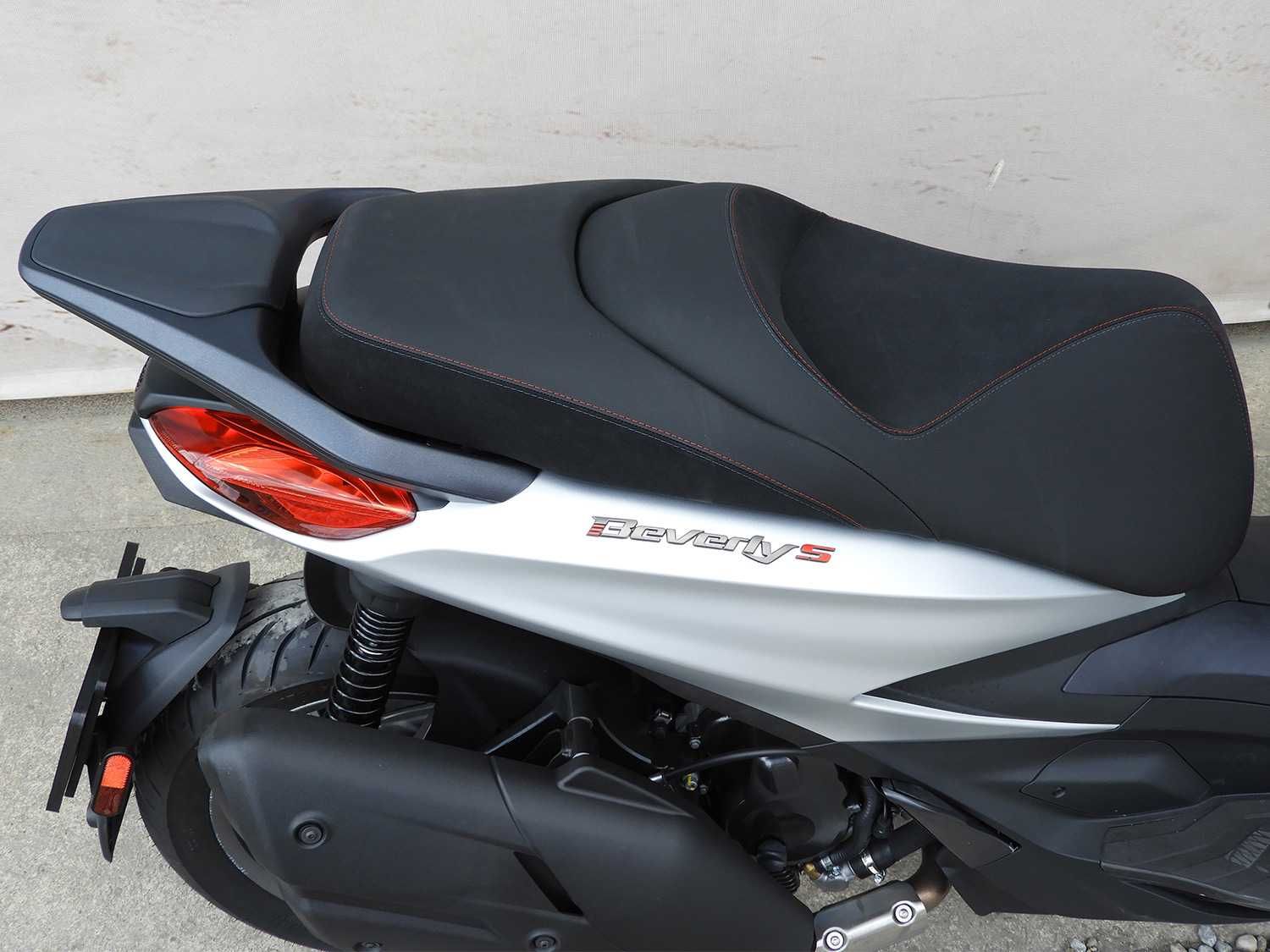 Scuter Piaggio Beverly 400 S E5 2023 | Rate | Leasing