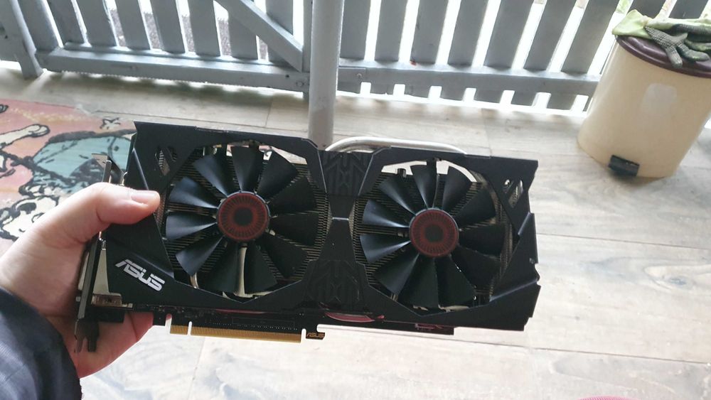 Placa video ASUS Strix GTX 970 4GB