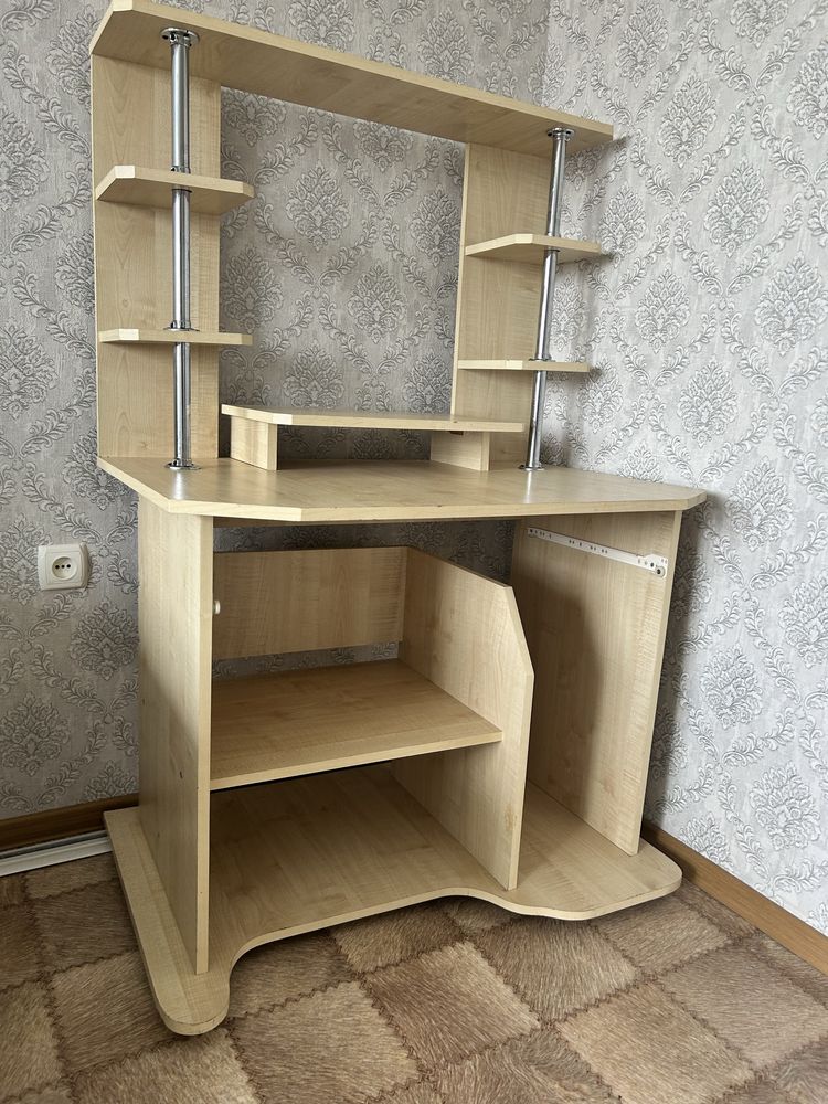 Компютерный стол