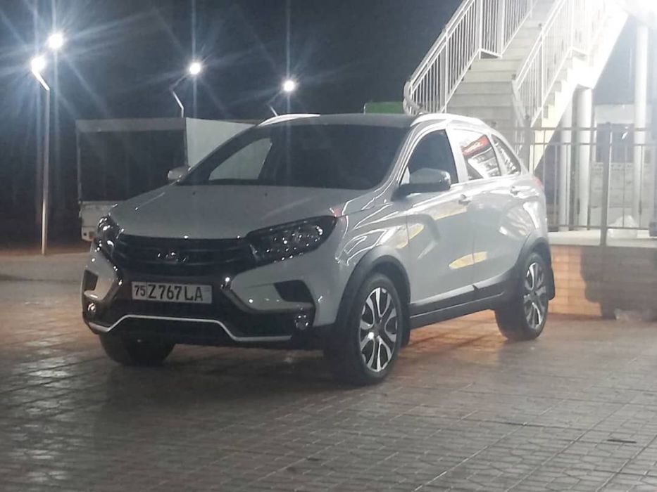 LADA XRAY CROSS 3 pozitsiya