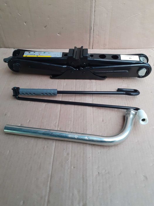 Cric,cheie de roti AUDI A6 C8, A7