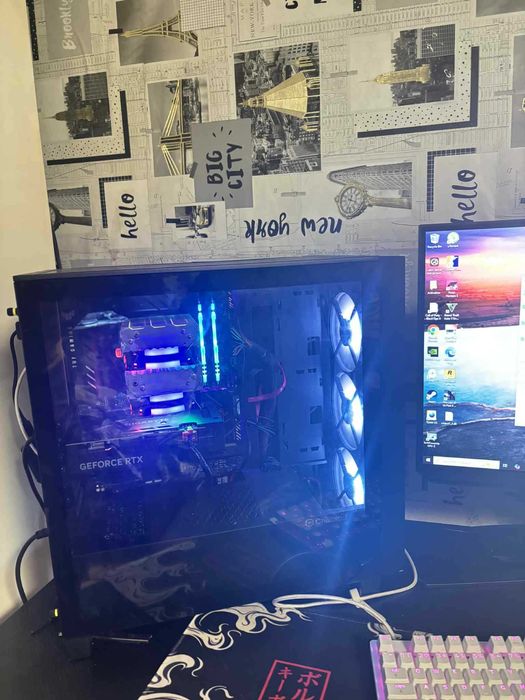 se vinde urgent pc de gaming