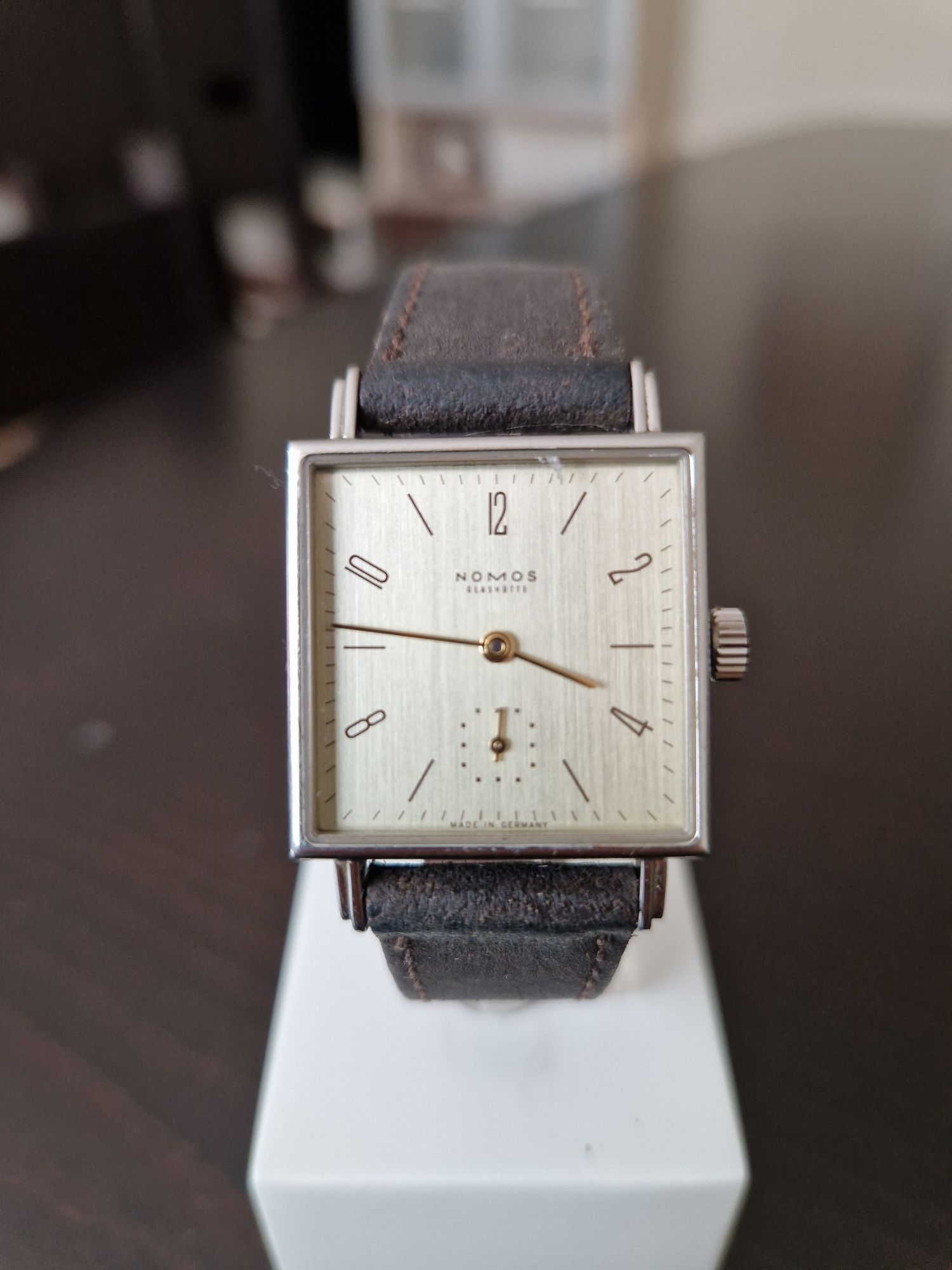 Рядък антикварен немски колекционерски часовник Nomos- Glashutte