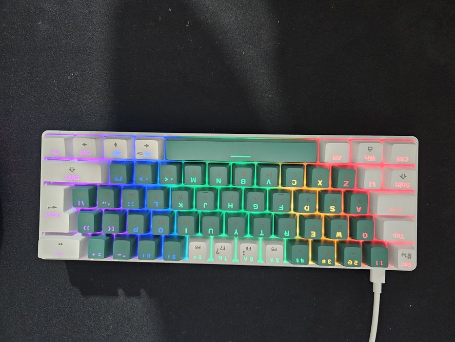 Продам клавиатуры