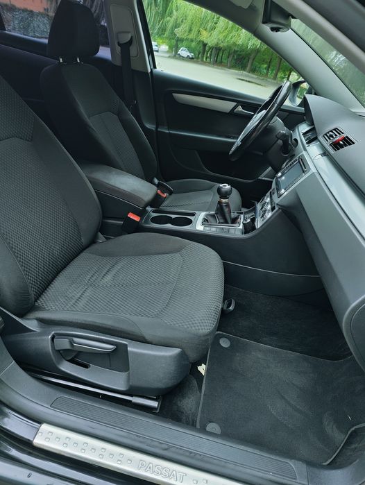 Volkswagen Passat B7 2.0 TDI - Proprietar