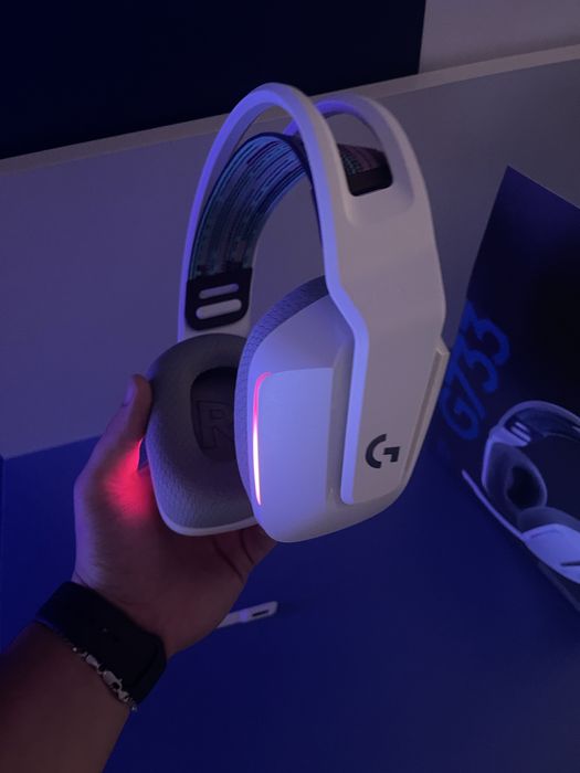 Слушалки Logitech G733 Whirless чисто нови