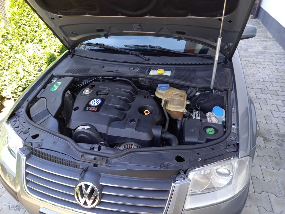 VW Passat 2002 Stare Foarte Bună Revizii la Zi