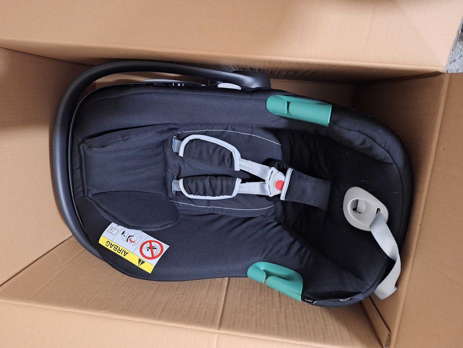 Cybex aton b2 i-size