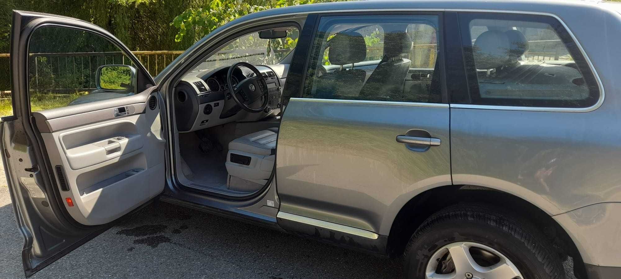 VW Touareg 3.0 TDI – Hidramată – Impecabilă – Fiscal – 5500€