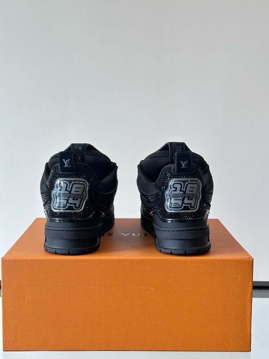 Adidasi LV skates full black