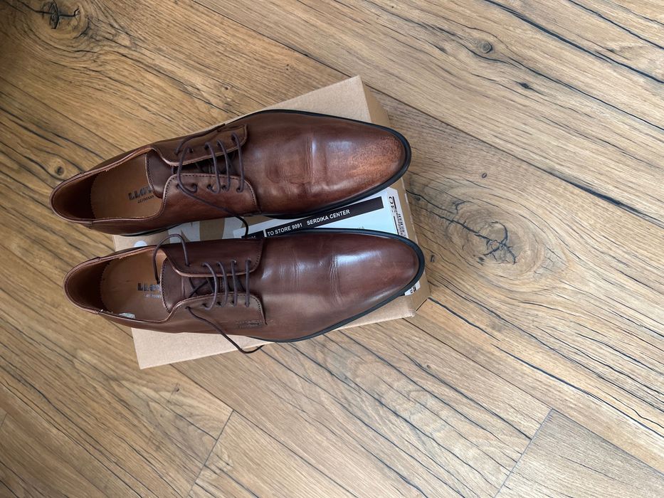 Елегантни мъжки обувки Lloyd