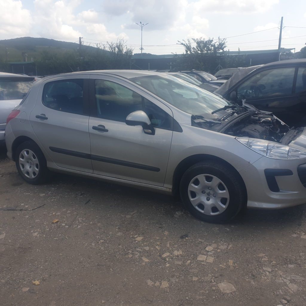 Dezmembrez Peugeot 207 cc 206 307 308 PARTNER