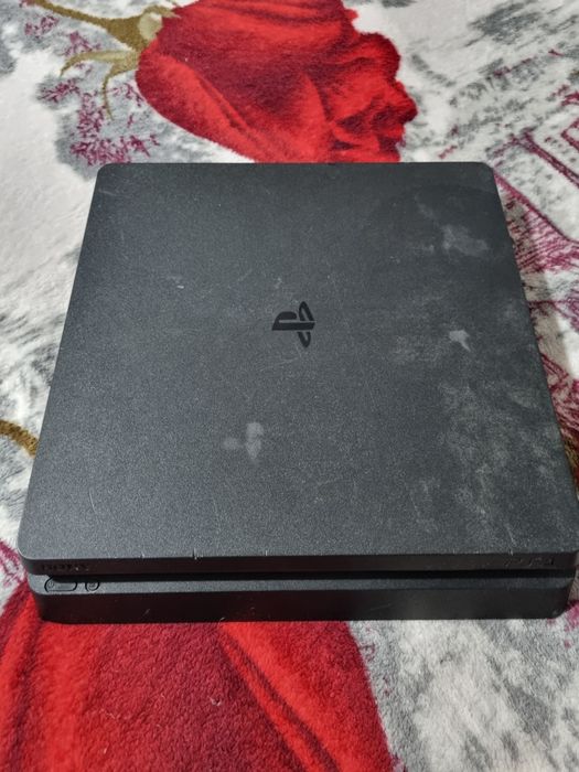 PlayStation 4 slim 400gb