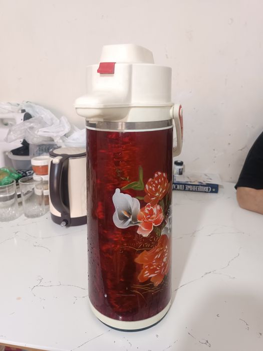 Большой термос, состояние б/у