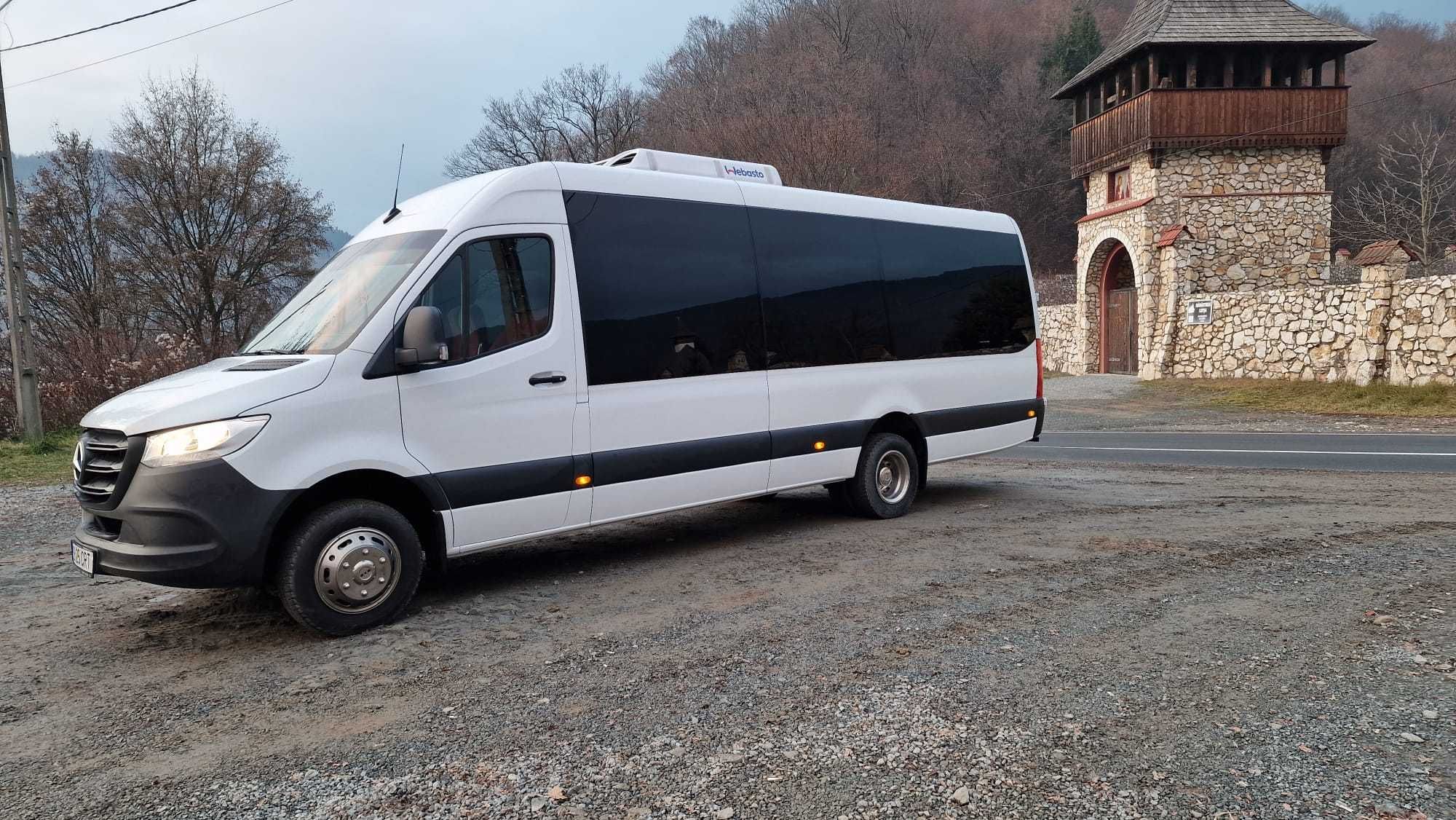 Inchiriere microbuze/autocare. Transport turistic, excursii, etc.