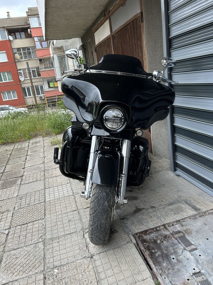 Harley Davidson 103 CVO Screaming eagle