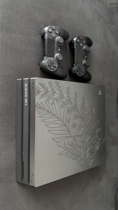 Playstation 4 Pro The last of us edition
