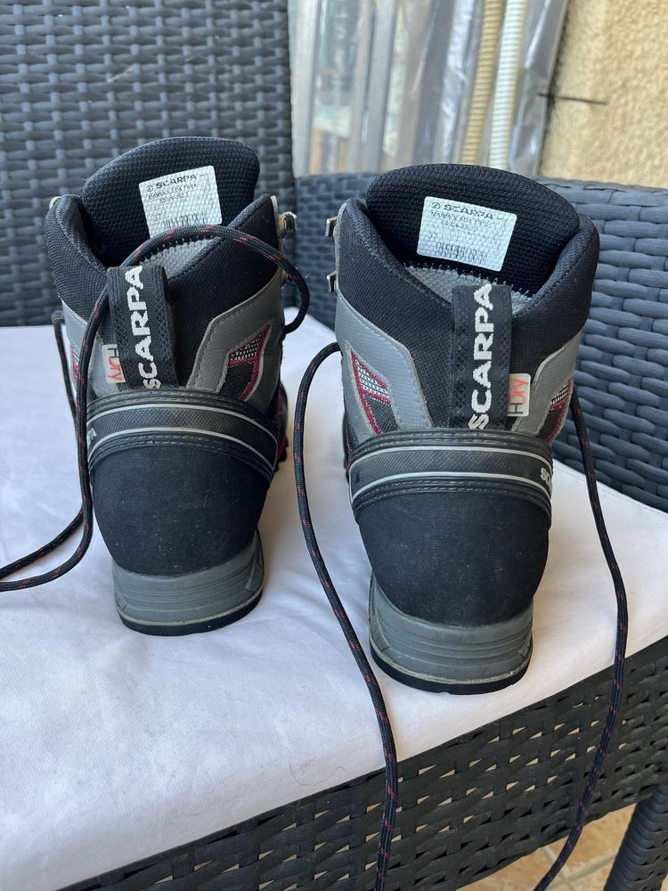 Туристически обувки Scarpa
