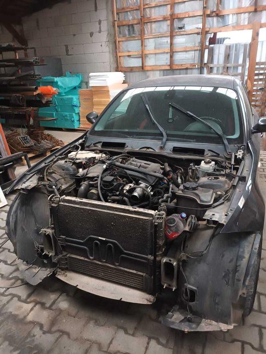 Dezmembrari BMW seria 1 320d