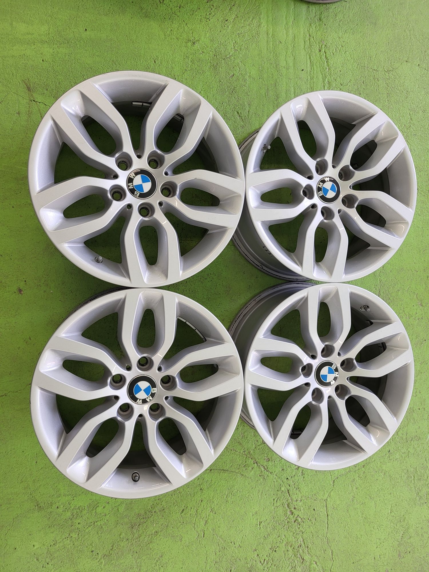 17 5x120 Bmw X3 F25 X4 лети джанти 5х120 бмв х3 датчици