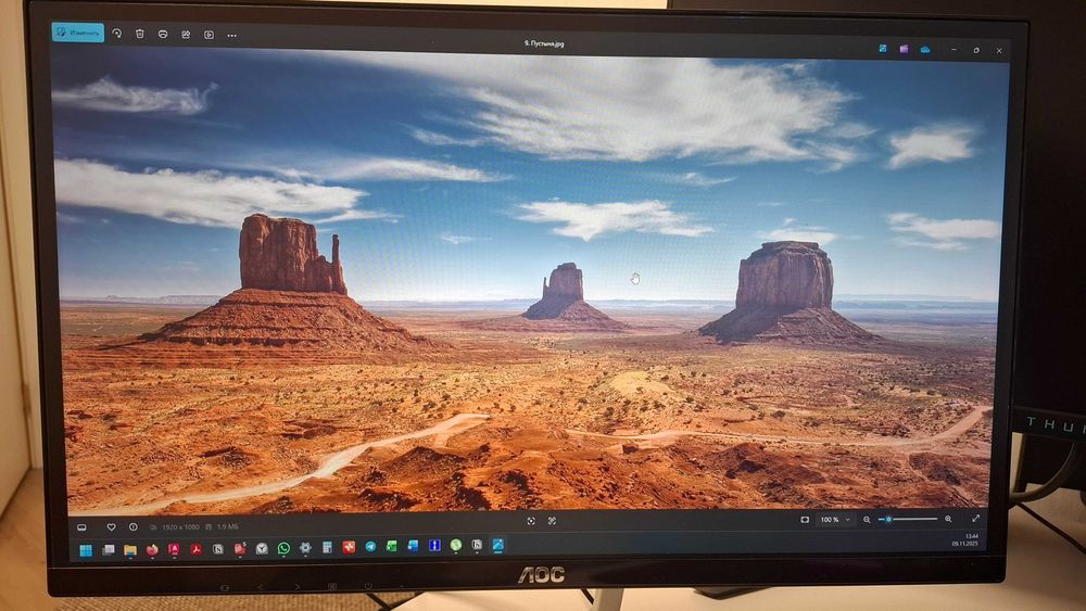 Монитор AOC 21.5"