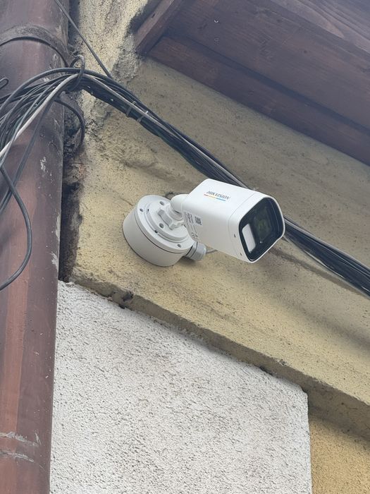 Montaj Sisteme de supraveghere video si alarma