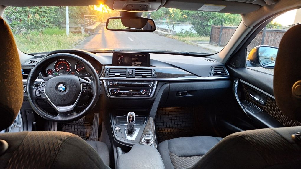 BMW 320D F30 Luxury-Nardo Grey