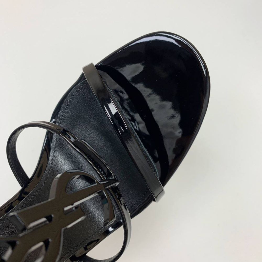 Pantofi Saint Laurent