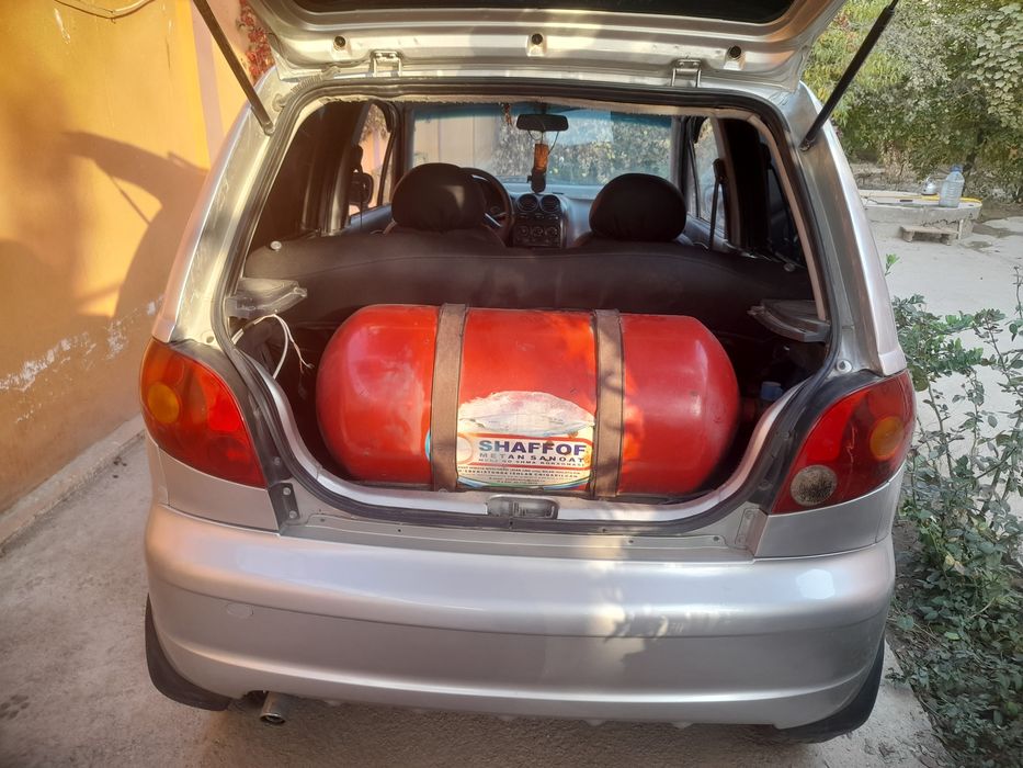 Matiz,  metan bor,  yurib turgan moshina,  faqat naqtga variant yo‘q,