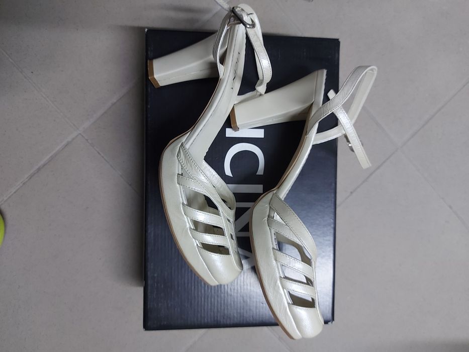 Sandale cu platforma, piele, mas 39