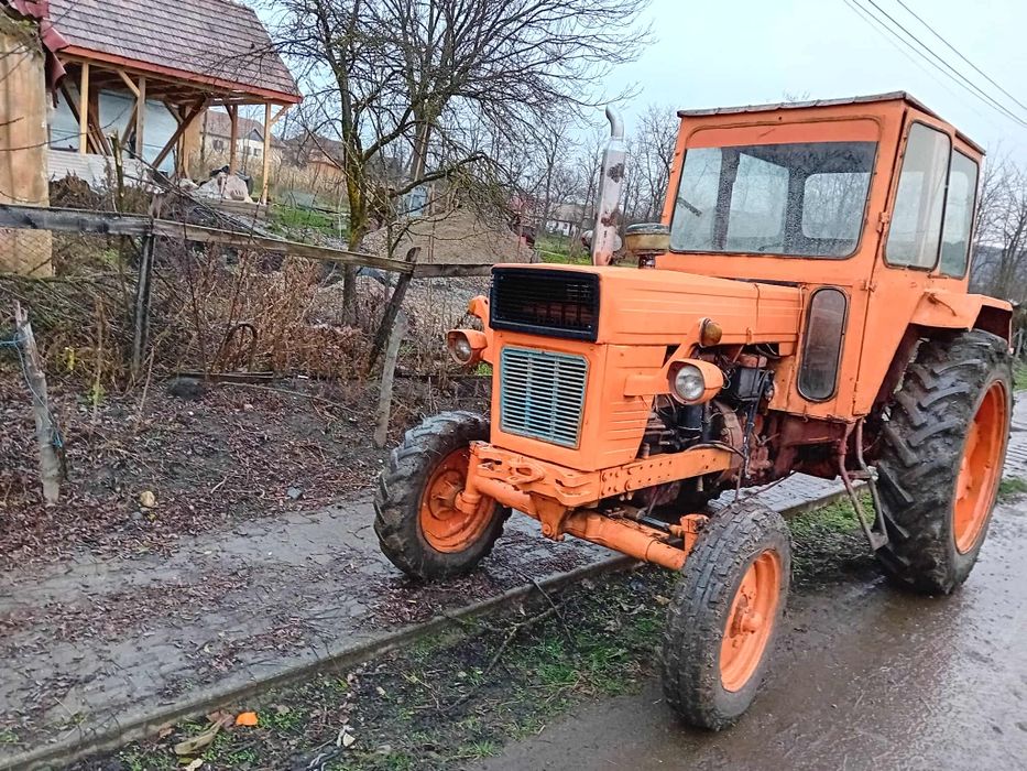 Tractor u650 in stare buna
