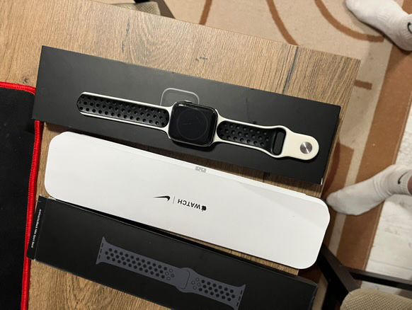 Apple Watch часовник смарт