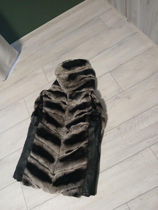 Елек от чинчила с качулка