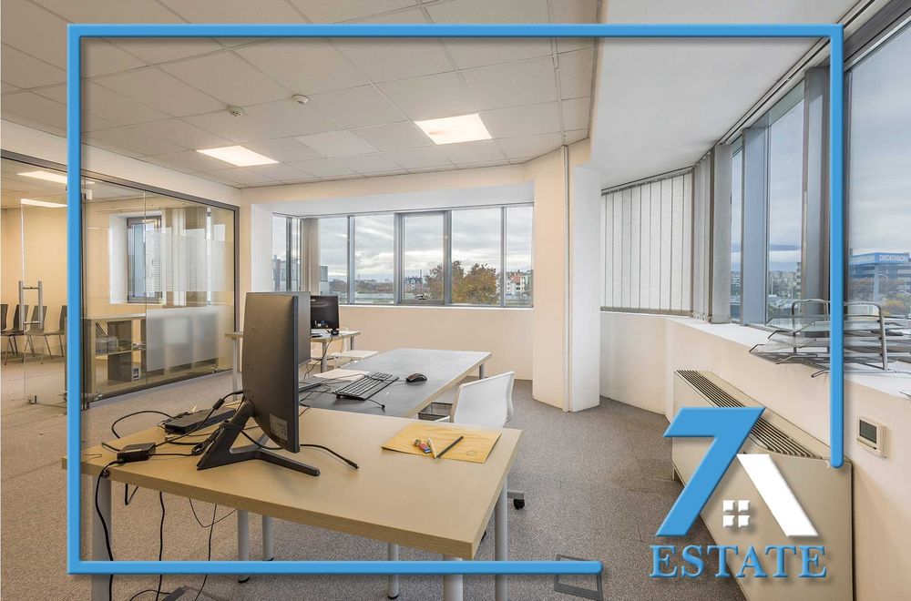 Дава под наем просторен офис в ж. к. Хаджи Димитър