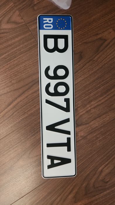 Placute auto Ornamentale personalizate