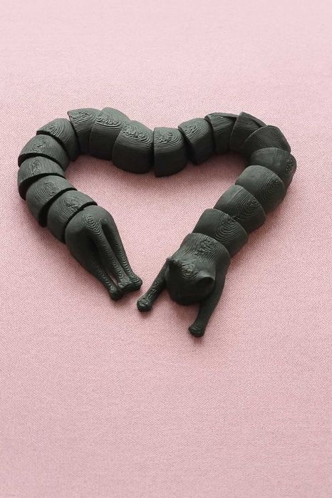 Pisică flexibilă 3D – jucărie decorativă articulată, mai multe culori