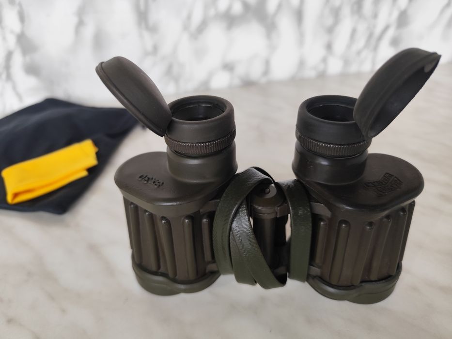 Binoclu militar Hensoldt