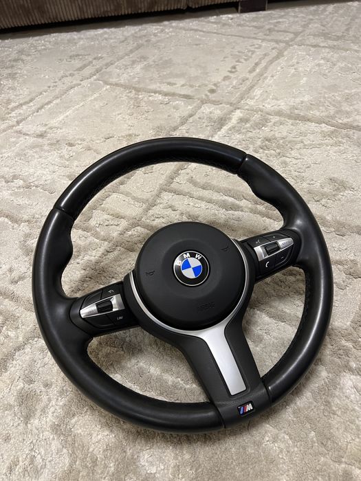 Bmw X1 F48 X3 F25 X5 X6 F15 F16 Volan M-Sport Complet cu Airbag