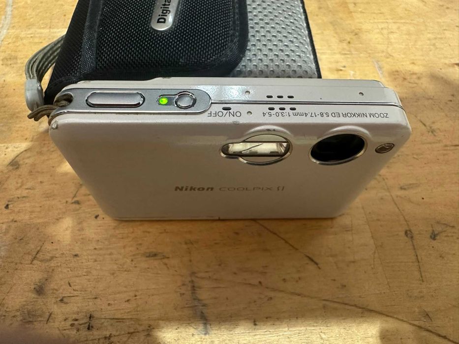 nikon coolpix s1