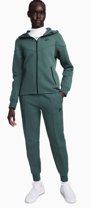 Дамски Nike tech fleece